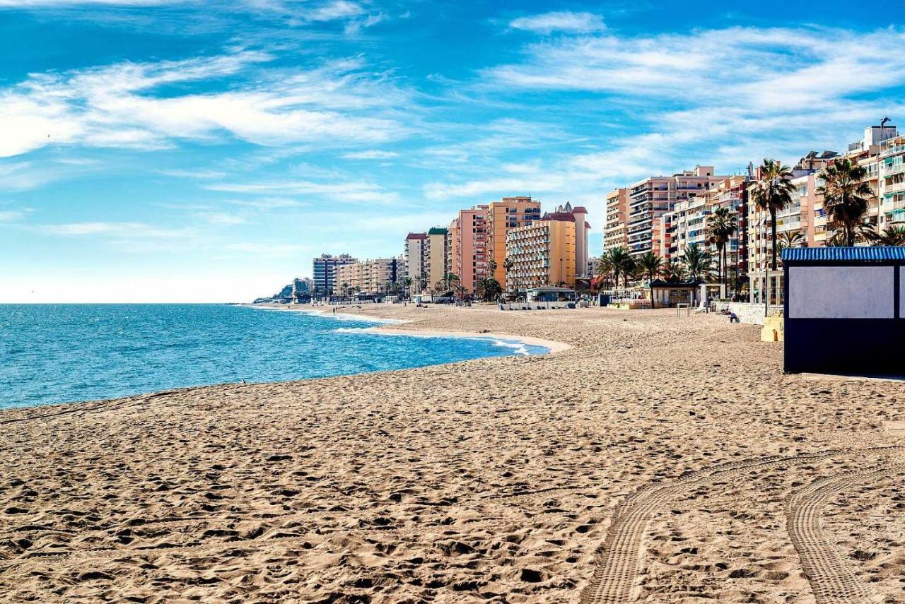 Beachfront -- New Luxury Apartment -- 1ª Linea Playa -- Fuengirola City Center -- Private Parking -- Panoramic Sea Views -- Extérieur photo