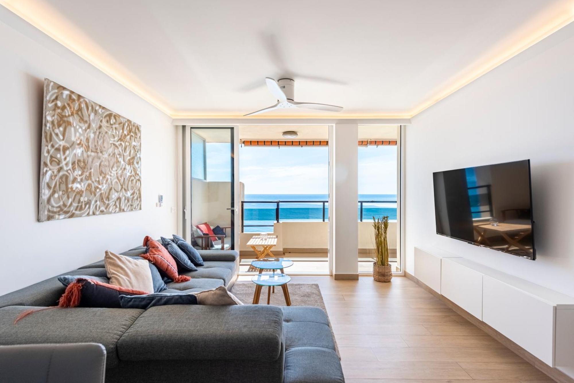 Beachfront -- New Luxury Apartment -- 1ª Linea Playa -- Fuengirola City Center -- Private Parking -- Panoramic Sea Views -- Extérieur photo